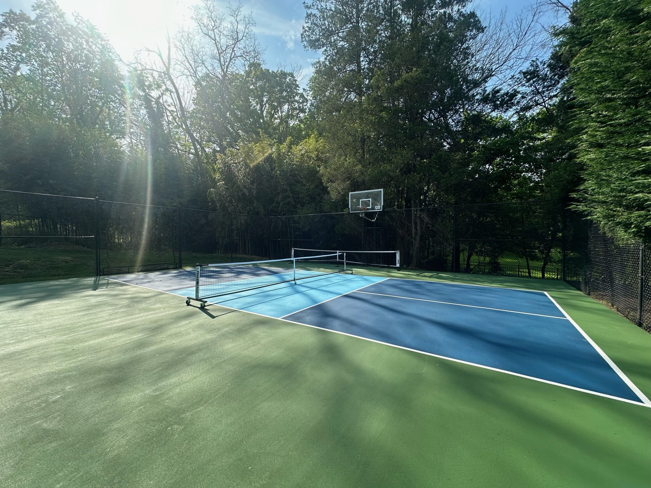 The Benefits of Adding a Pickleball Court in Wynnewood<br />
